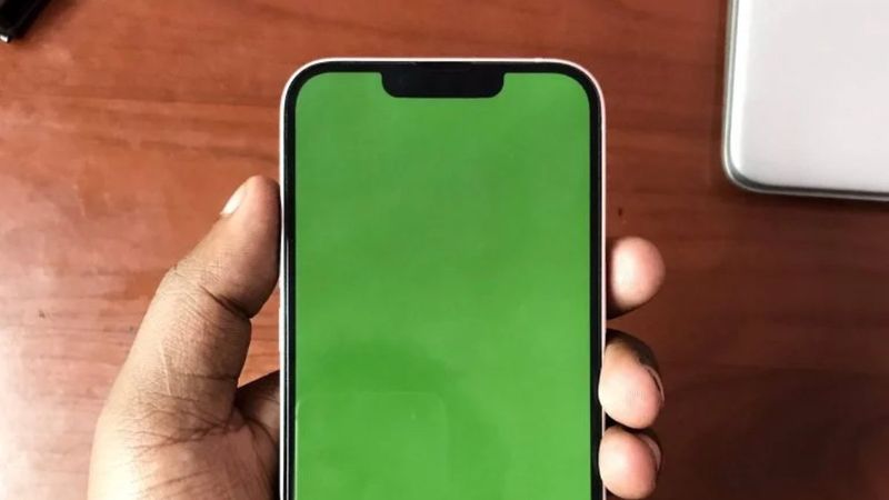 iPhone 13 ve iPhone 14 modellerinde yeşil ekran sorunu