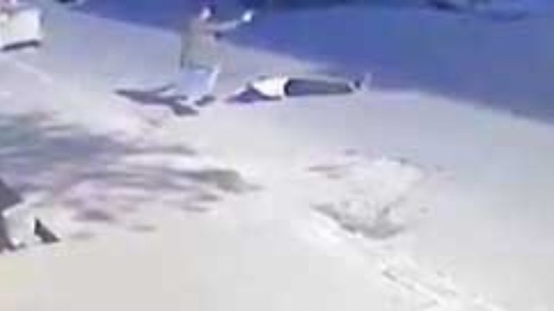 Esenyurt'ta sokak ortasında akraba kavgası: 1 ölü