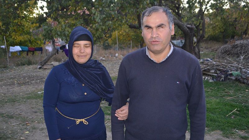 Afyonkarahisar'da görme engelli çift hayatlarını sevgileriyle aydınlatıyor