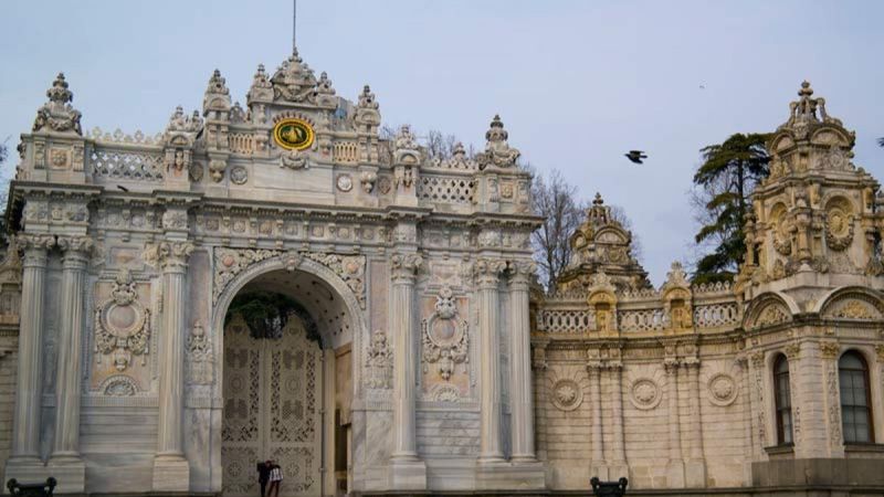 Dolmabahçe Sarayı zirayet saatleri 2022: 10 Kasım'da Dolmabahçe açık mı?