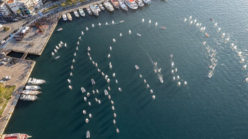 Marmaris'te yelkenciler Mustafa Kemal Atatürk'ü deniz üstünde andı