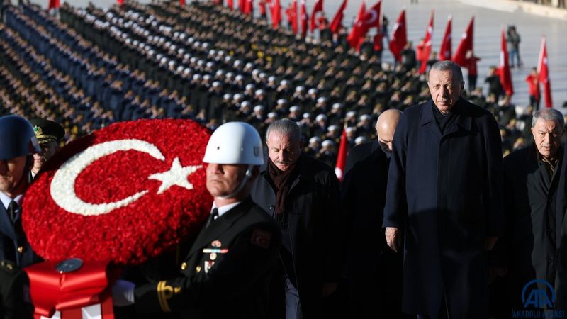 Devlet erkanı Anıtkabir'de