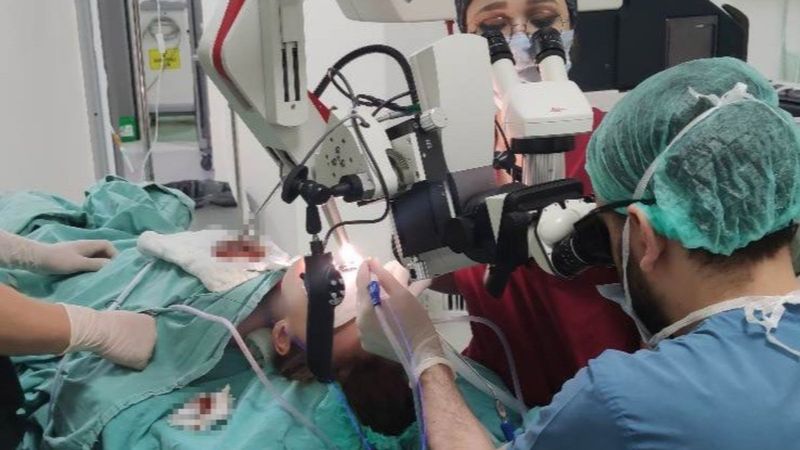 Mersin'de 8 yaşındaki çocuk ameliyatla konuşmaya başladı