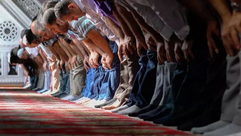 18 Kasım 2022 Cuma namazı saat kaçta kılınacak? İllere göre cuma saatleri