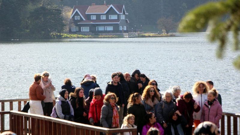 Gölcük Tabiat Parkı'nda ara tatil yoğunluğu