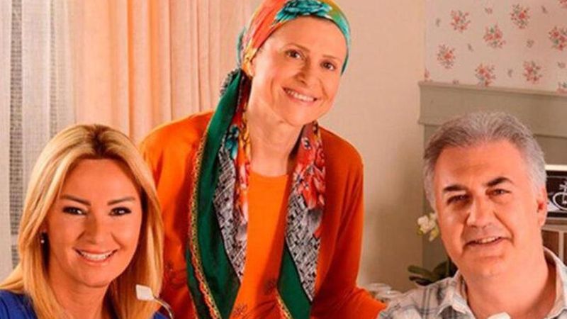 Çocuklar Duymasın'ın Emine'sini şimdi gören tanıyamıyor! Melek Şahin'in dekolteli fotoğrafları büyüledi