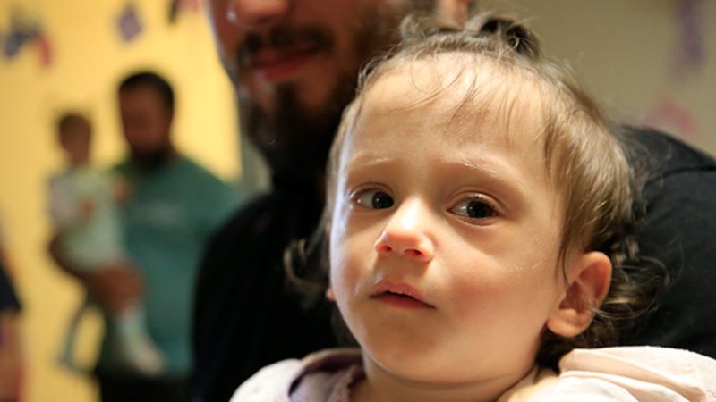 Antalya'da 410 gram doğan bebek, 1,5 yaşında