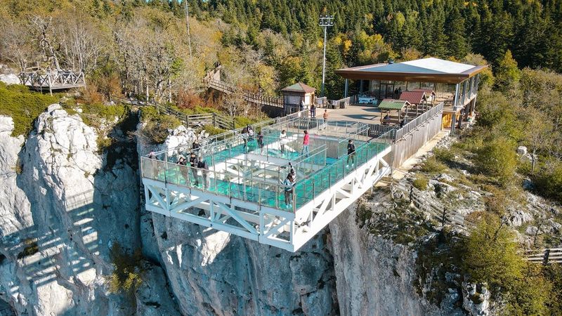 Kastamonu'daki cam terasa yoğun ilgi 