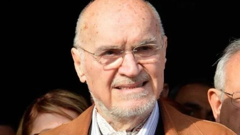 Hıncal Uluç hayatını kaybetti