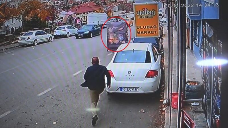 Bursa'da lodos standı sürükledi 