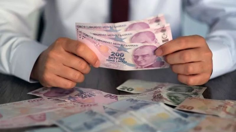 EYT çıkınca emekli olmak zorunlu mu? EYT'liler çalışmaya devam edebilir mi?