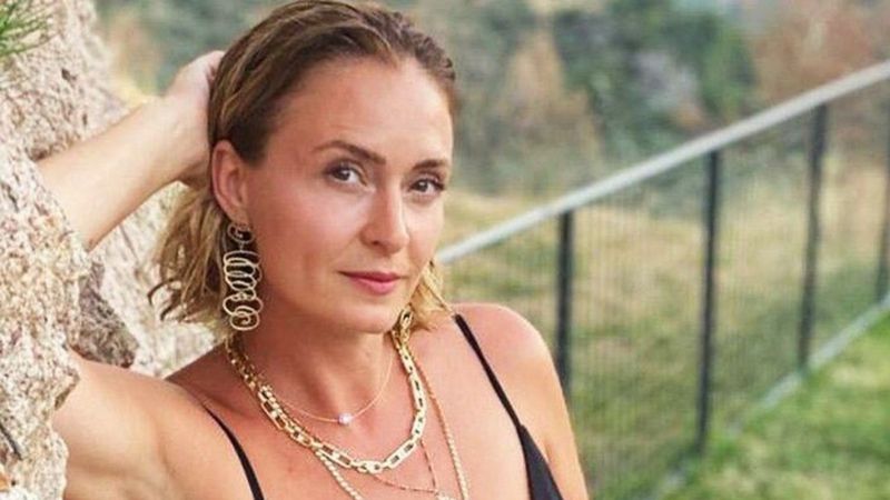 Ceyda Düvenci'nin babası Poyraz Karayel'in usta yıldızı çıktı! 