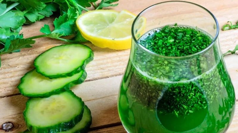 Ne varsa bu karışımda var! Binbir derde deva, hastalara şifa: Maydanoz salatalık kürü