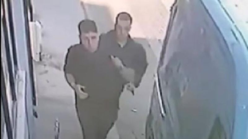 İzmir'de minibüste silahlı saldırıya uğradı, hayatını kaybetti