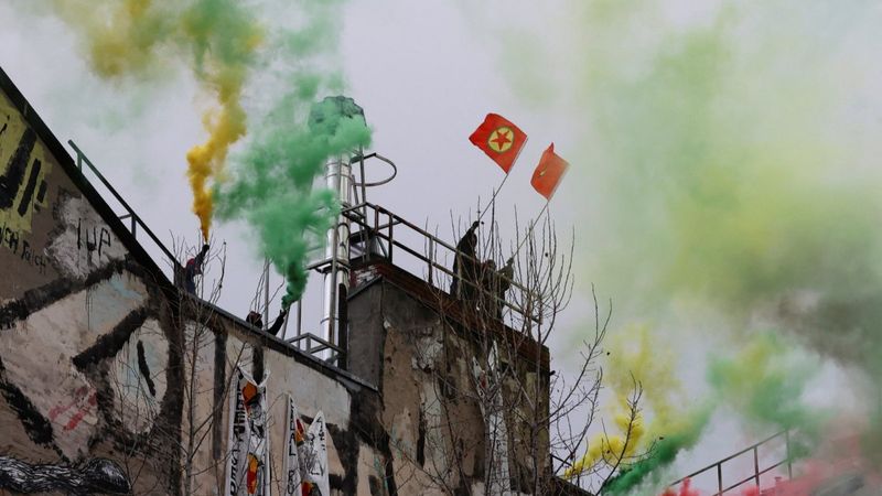 Berlin’de PKK yandaşları gösteri ve yürüyüş yaptı