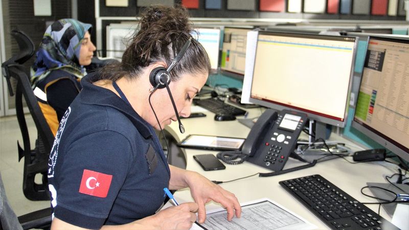 Elazığ'da 112'ye yapılan 500 bin çağrının 400 bini asılsız çıktı
