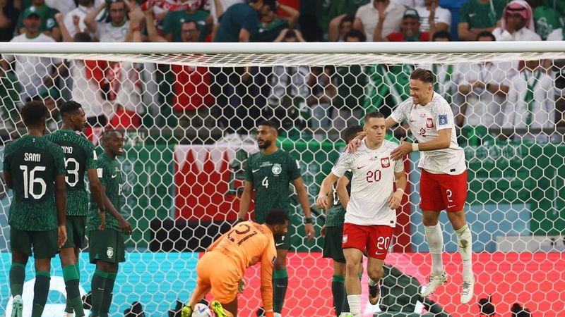 Polonya, Suudi Arabistan'ı iki golle mağlup etti