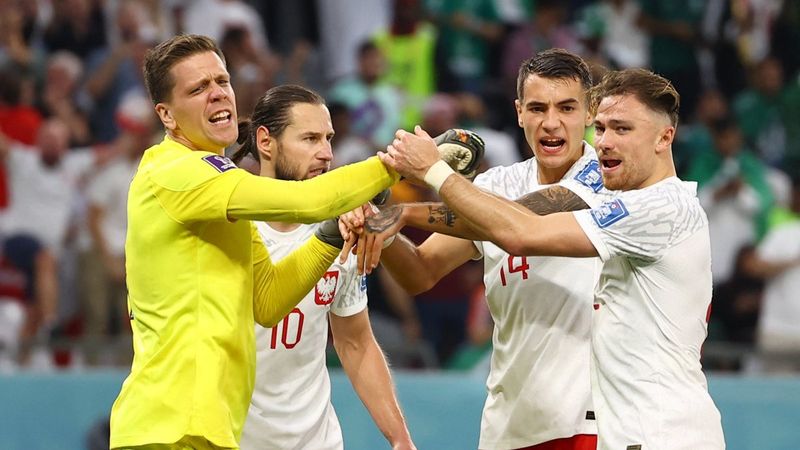 Szczesny'den üst üste kritik kurtarışlar