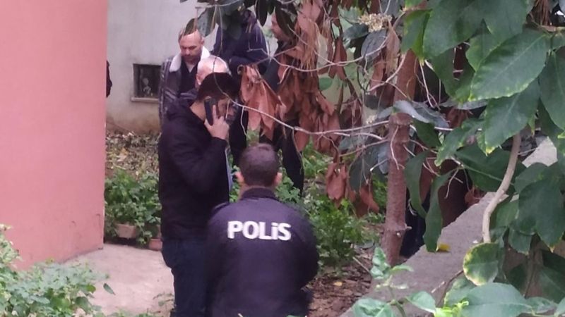 Bakırköy'de çatıyı tamir eden işçi 5'inci kattan düştü 