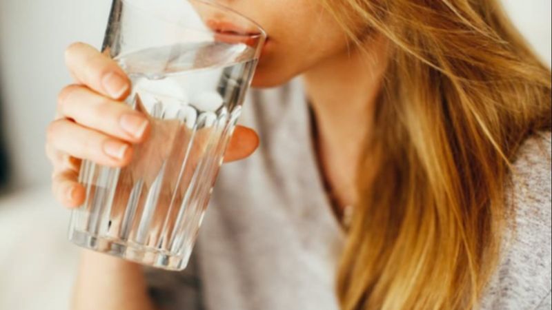 2 litre su içme tavsiyesi deneyle çürütüldü 