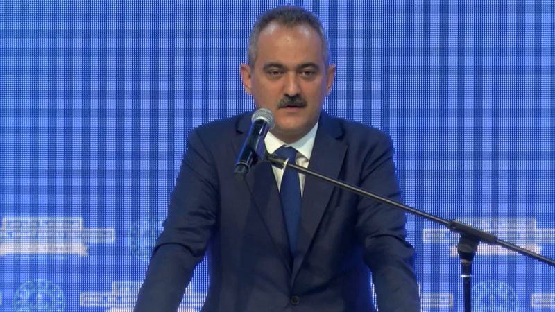 Mahmut Özer: Derslik sayısı 857 bine ulaştı