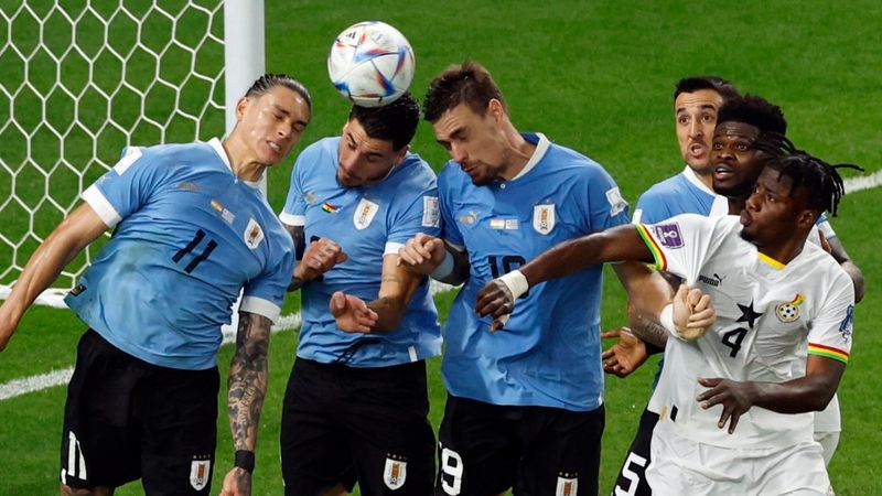 Uruguay, Gana'yı yenmesine rağmen elendi