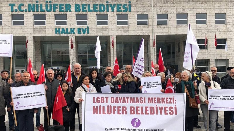 Bursa'da sivil toplum kuruluşları Nilüfer Belediyesi'ni protesto etti