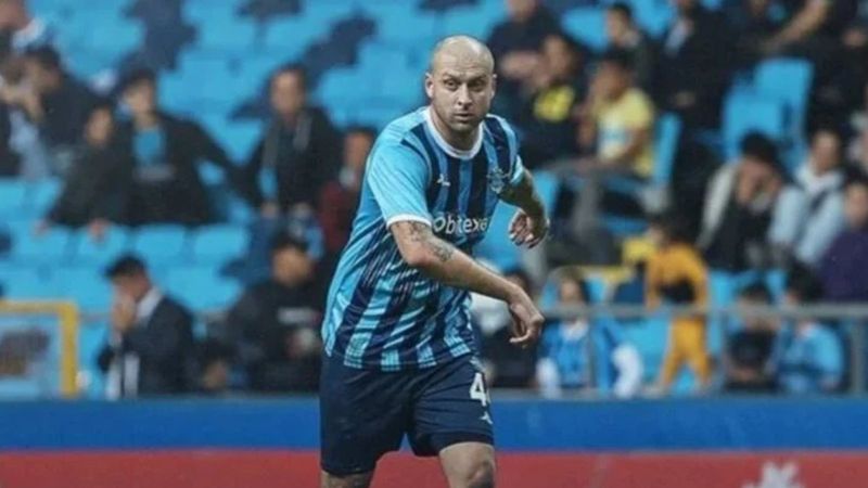 Adana Demirspor, Yaroslav Rakitksyi ile yollarını ayırdı