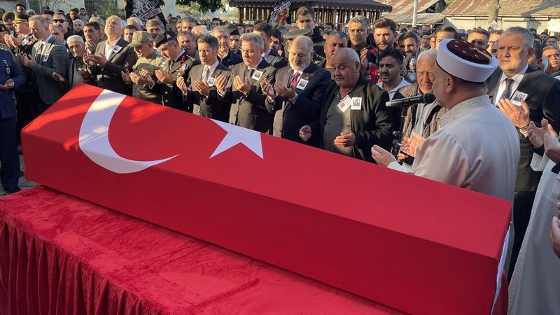 Pençe şehidi Binbaşı Mehmet Duman'a veda