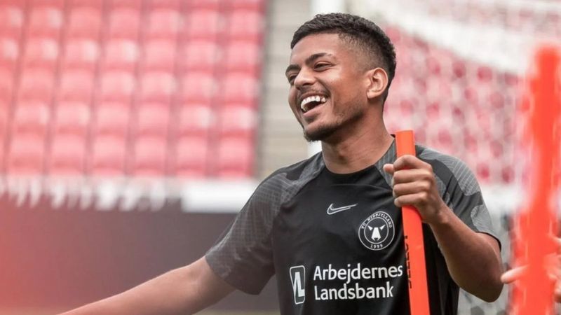 Galatasaray'ın eski gözdesi Evander, MLS'in yolunu tuttu