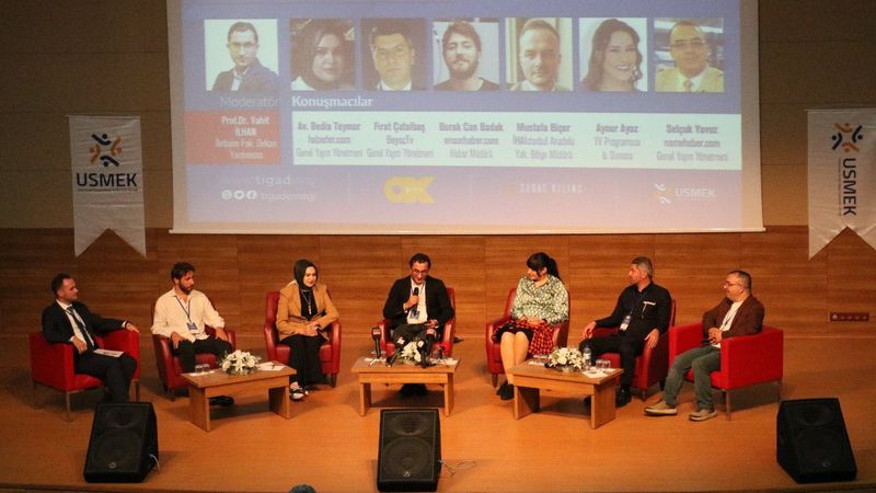 Kayseri'de gazetecilerle öğrencileri buluşturan program 