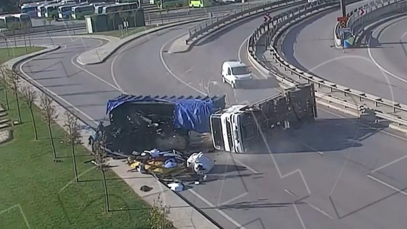 Türkiye'de 11 ayda 2 bin 100 kişi, trafik kazalarında öldü