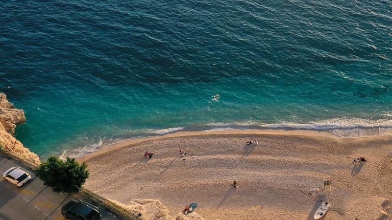 Kaputaş Plajı'nda sessizlik hakim olmaya başladı