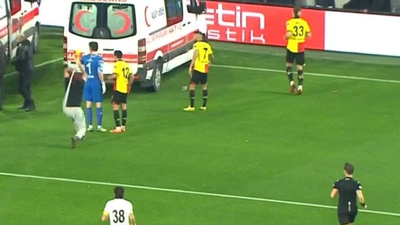 TFF'den Göztepe ve Altay'a hükmen mağlubiyet cezası