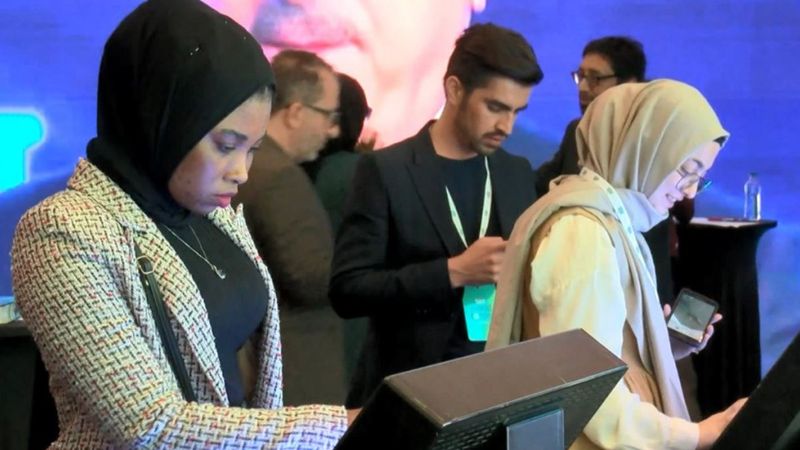 İstanbul'da dünyanın dört yanından öğrenciler forumda buluştu