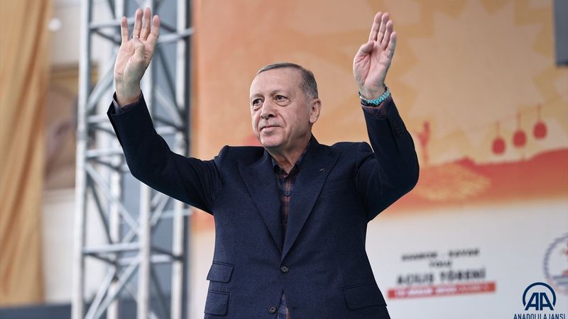 Cumhurbaşkanı Erdoğan: Yarın Putin ve Zelensky ile görüşeceğim