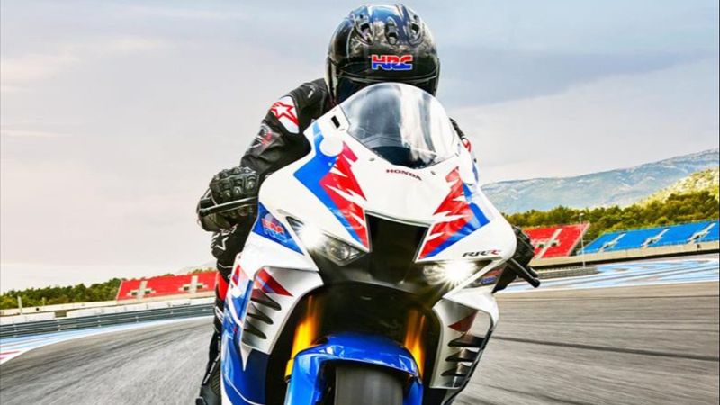 Honda, Türkiye'de 500 bin motosiklet sattı