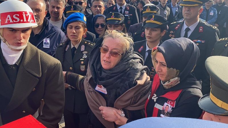 Pençe şehidinin naaşı baba ocağına getirildi