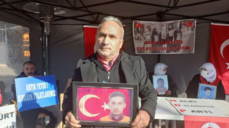 Muş'ta evlat nöbetine katılan ailelerin sayısı 44 oldu