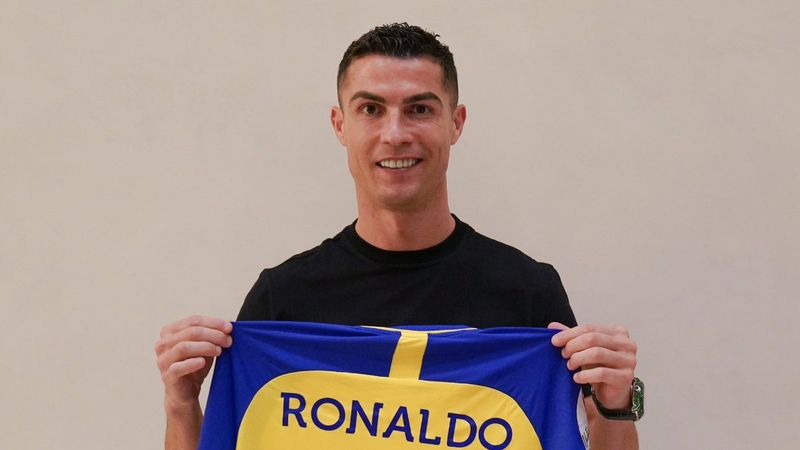 Cristiano Ronaldo, kazancı en yüksek sporcu olacak