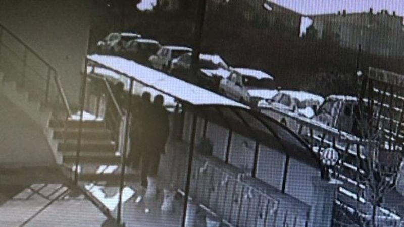 Bursa'da cami çıkışında eski patronu öldürdü