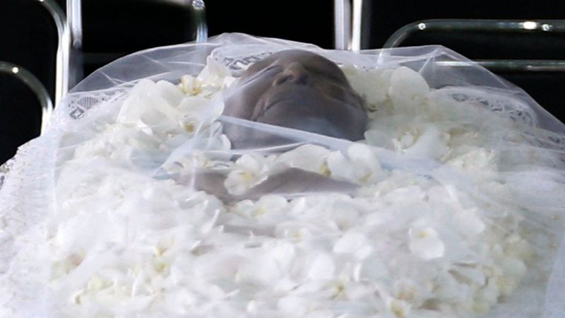 Pele'ye futbola başladığı sahada cenaze töreni