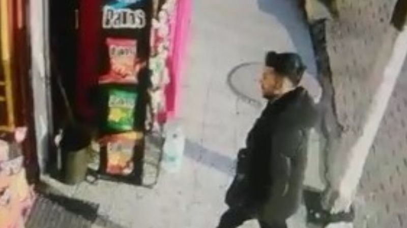 Kartal’daki bir evde 2 genç kızı öldüren katil zanlısı kamerada
