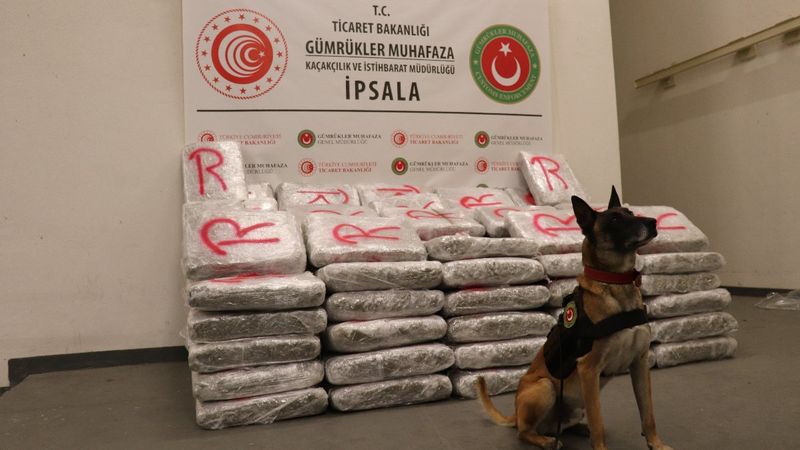 Yunanistan ülkeye geçirilmeye çalışan 603,5 kilogram esrar yakalandı