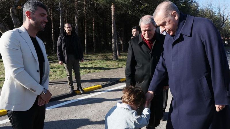 Cumhurbaşkanı Erdoğan’dan Kenan Sofuoğlu’nun oğluna harçlık