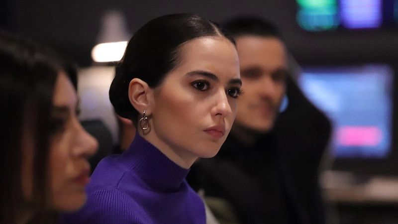 Teşkilat'ın Pınar'ı kış vakti iç ısıttı, Instagram coştu! Suyun içerisinde süzüldü: 