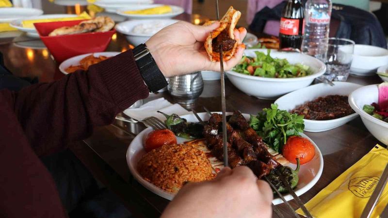 Diyarbakır’da 2022 yılında 3 bin ton tescilli ciğer kebabı tüketildi
