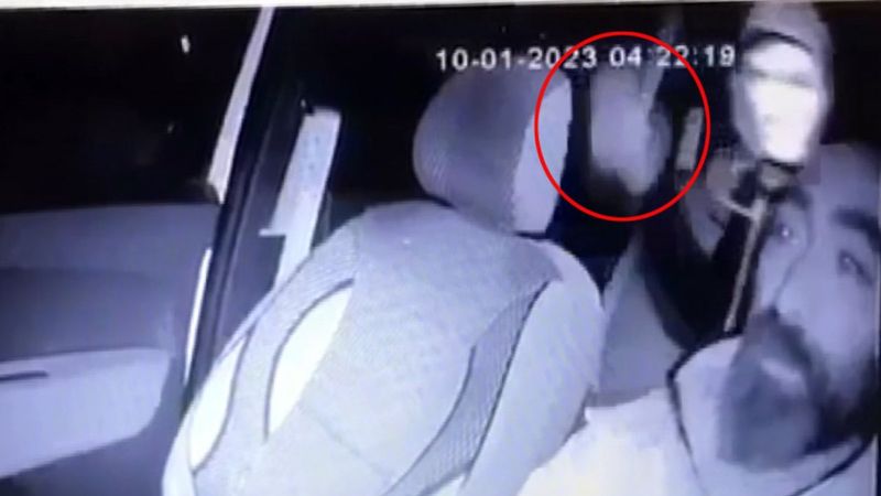 Antalya'daki taksi şoförü, taşlı saldırıya uğradı