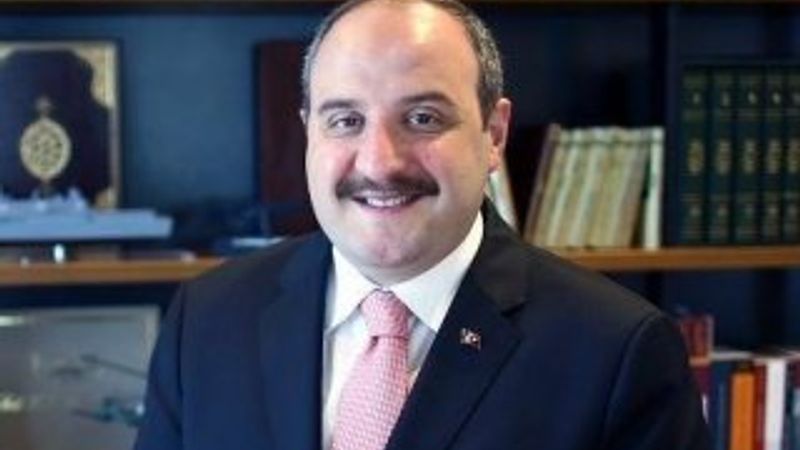 Bakan Varank Katar'ı tebrik etti