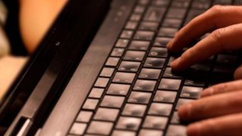 İnternette kötülük, artık çocukların elinden oluyor